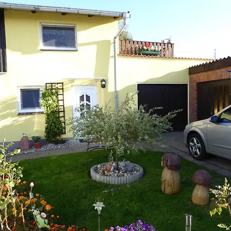 Mit Garten In Zweedorf, Cleaning Included *