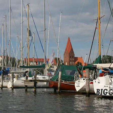 Mit Garten In Zweedorf, Cleaning Included Feriehus Zweedorf